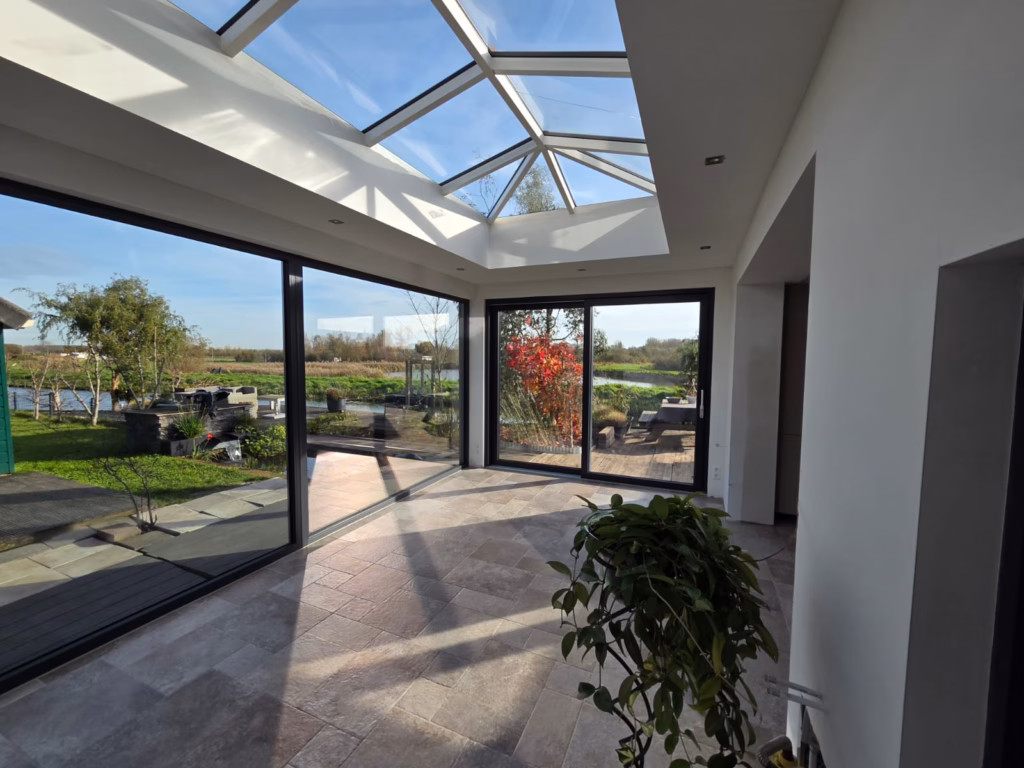 Prefab uitbouw vs traditioneel